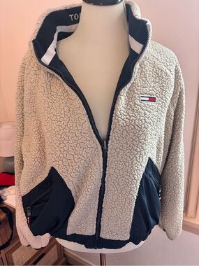 Tommy Hilfiger Reversable Cream Teddy Jacket with Navy Trim and Logo